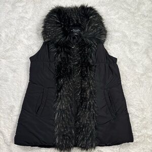 Parkhurst Black Vest with Faux Fur Collar